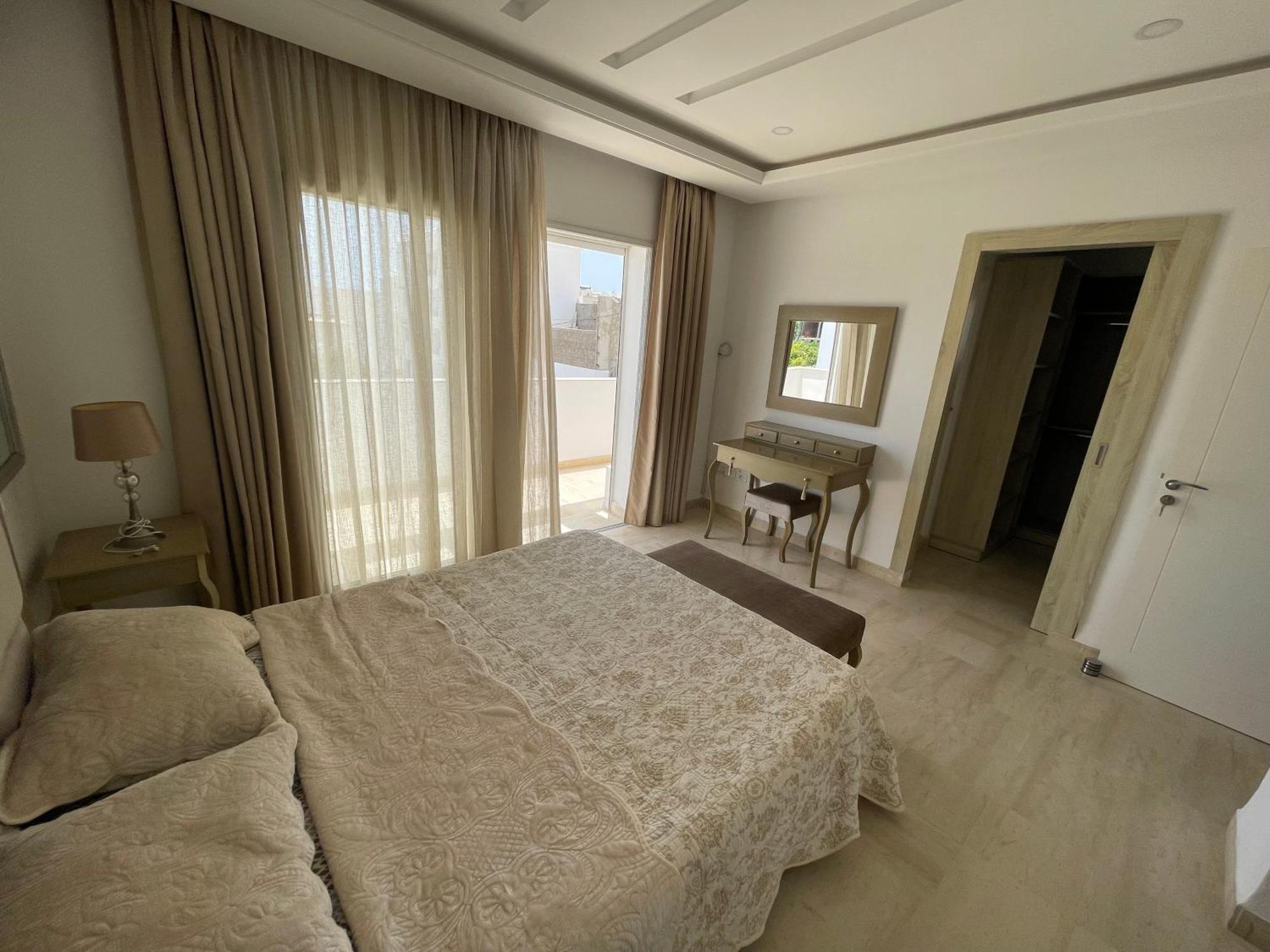 Midou * Hammamet